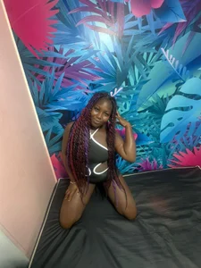 SamantaLiamPublic Bild 5