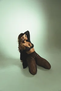 Can you handle this? ;) de kristy_calderon  3 Imagens