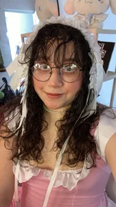Doll_Morte Cute Maid Pic 2