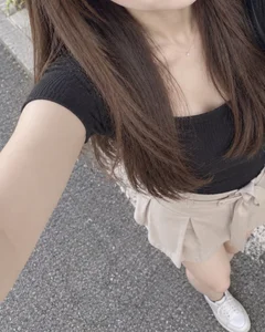 momoka_mm's XXX Nude Photo 2