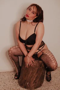 cintia_hills kullanıcısının Mrs. Cintia albümü -  8 fotoğraf