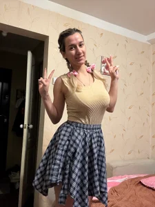 MaryBennettsBoobs are the moment when words become superfluous Bild 6