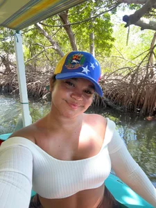 Lucy_wilson5 Public Pic 5