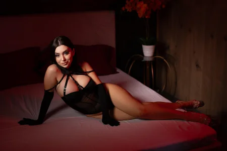 AnnaSage Sensual Pic 4
