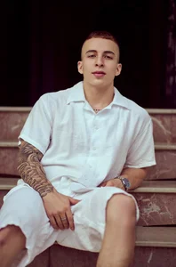 AsmodeoCox: White shirt ( фото)