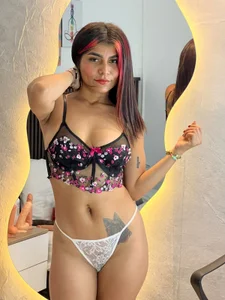 naomy_jordan sweet body , kisss love Pic 2