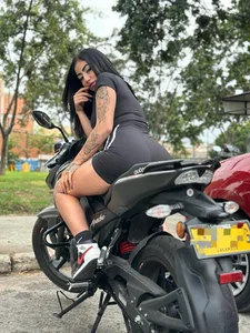 Zdjęcia SCARLETT_INK_ YOUR TRUSTED MOTORCYCLE GIRL:  8