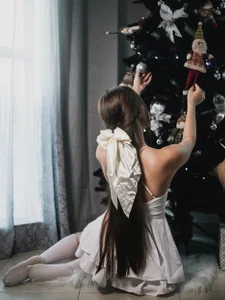 LanaJones_ christmas time 🎄🎊 Pic