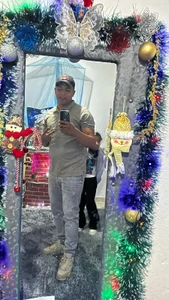 leo 🔥🤤 de ValentinaleoObsession  9 Imagens