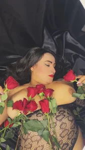 haileystone 🌹 Immagine  7