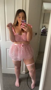 Ellie_lush_curves Public Pic 6