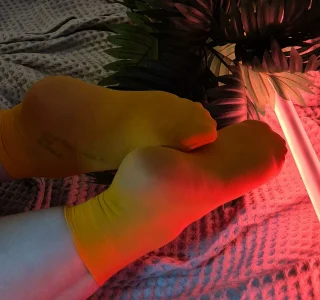 Feet💛 od Mia_R0ss  5 snímek