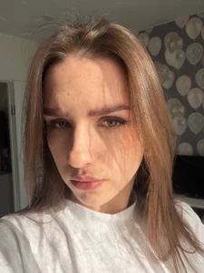 I haven't posted any selfies in a long time de AliceAtkins  Imagens