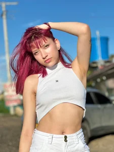 sophia_arevalo 🌤️ Light look, deep vibe ☁️ Pic 6