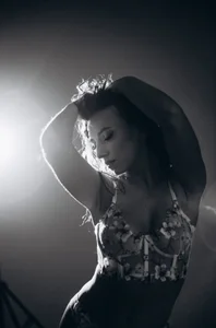 midnight_evelina Public 사진