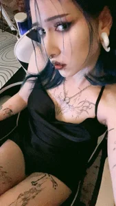 Elira_Vane Public Pic 7