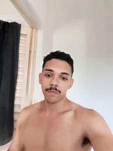 Jhonybh's XXX Nude Photo 6