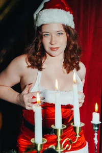 Pretty_Alison Christmas 2025 Foto 5