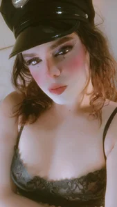 Scarlett_chanell Scarlett Police Billede 4