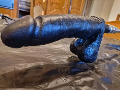Naughty_toysboy My fuckmachine that can be activated by tipping Immagine  6