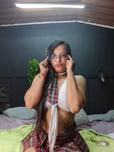0409_sharit_777 sexy schoolgirl Pic 6