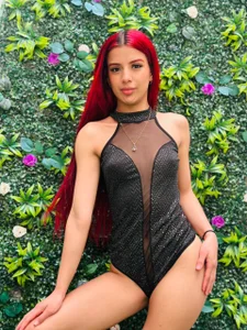 MiaRose_Rs ❤️‍🔥 Sweet redhead, dangerously charming. Hình