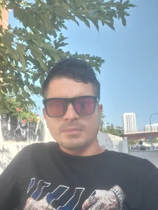 Andr3s69xxx Public Pic 3