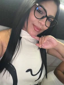 kyana_cream What if we go out tonight for some wine? Pic 4