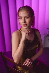 Tender de LiliLinn  Imagens