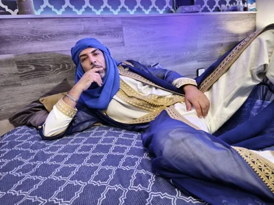 Omar_Grey Traditional Arab Sexy Man ❤️‍🔥🔥🤤😍 Billede 8