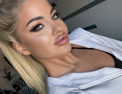 👀 od Nia_Blondie_X  snímek