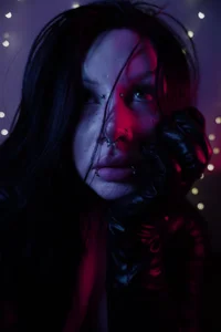 Look at me and worship me🖤 de GothicKiraVex  5 Imagens