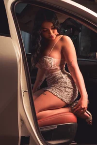 PAULETEJOHNSON ELEGANCE AND SENSUALITY ✨ Immagine  7