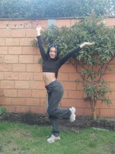 Katia_Wilson summer day Pic 9