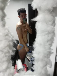 Gaymenhot Public Foto 3