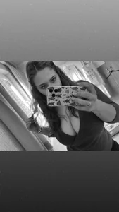 sunfL0VERs XXX-Nackfoto 1