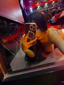 LylaLee111Public图片 6