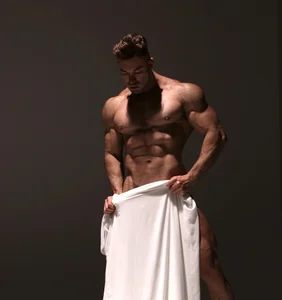 bretman_narcissus Public Pic 4