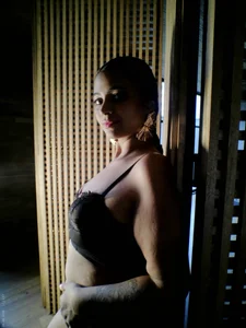 SuzyFox_ Feeling sexy for you! ❤️ Pic 3