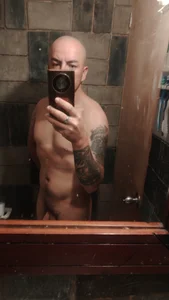 Public od RumouredJut  6 snímek