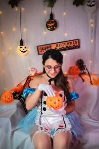 katiaa_lovv Halloween, a magical world, orgasms, and horniness🎃😈 Pic 5