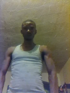 LookingLover34 Public Pic 4