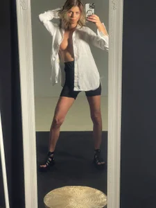 DesiredMia_ Sexy blonde vibes Foto 3