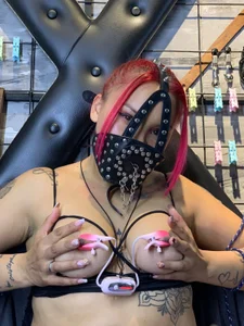 Alana_Roth for you lord টি ছবি