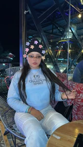 kenndall_21 🏕️🌸PAZ Y RESILIENCIA ENTRE FLORES 🌷 🍄 Foto 4