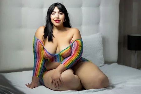 LeahMillerrのrainbow girl🌈の枚の写真