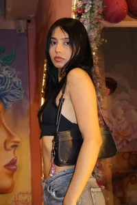 Megan🤎 od alice_rookie  4 snímek