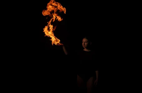 Ellaeternity Im fire зображення