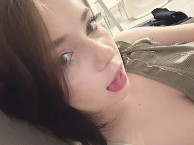 ThuBoppre friendly Pic 2