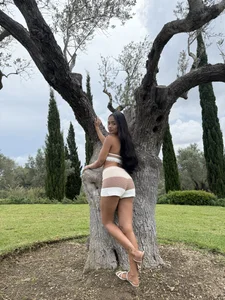 Lilookailanii: Public ( 9 фото)